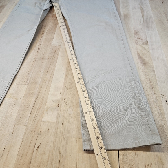 NWOT Oobe Brand Straight 5-Pocket Men’s Tan Beige Jean Tapered 33/32 - Picture 2 of 11